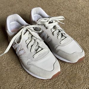 New Balance Sneakers
